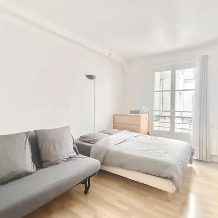 Devenez Voisin Du President Apartment Paris Exterior photo